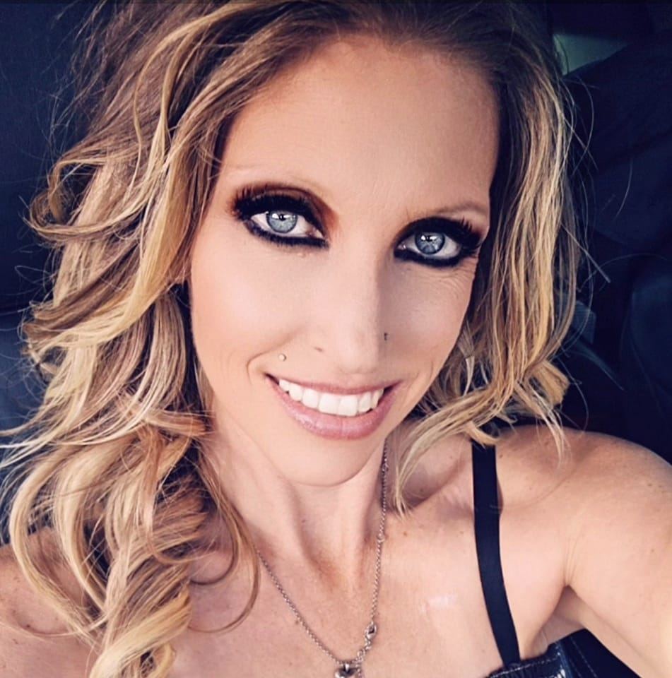 Outside-Therapy-Jennifer